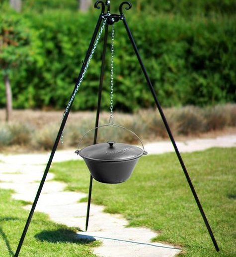 Iron pot Iron pot